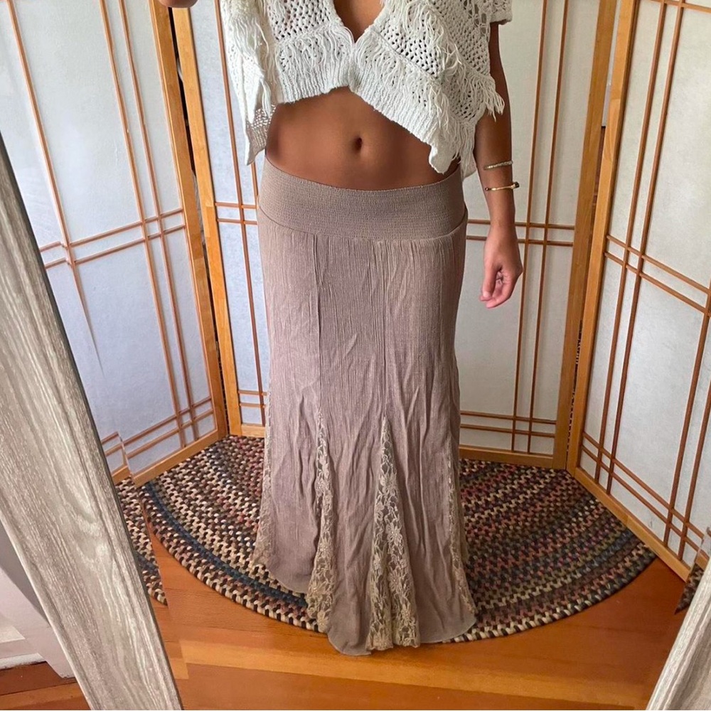 Elegant Tan Skirt